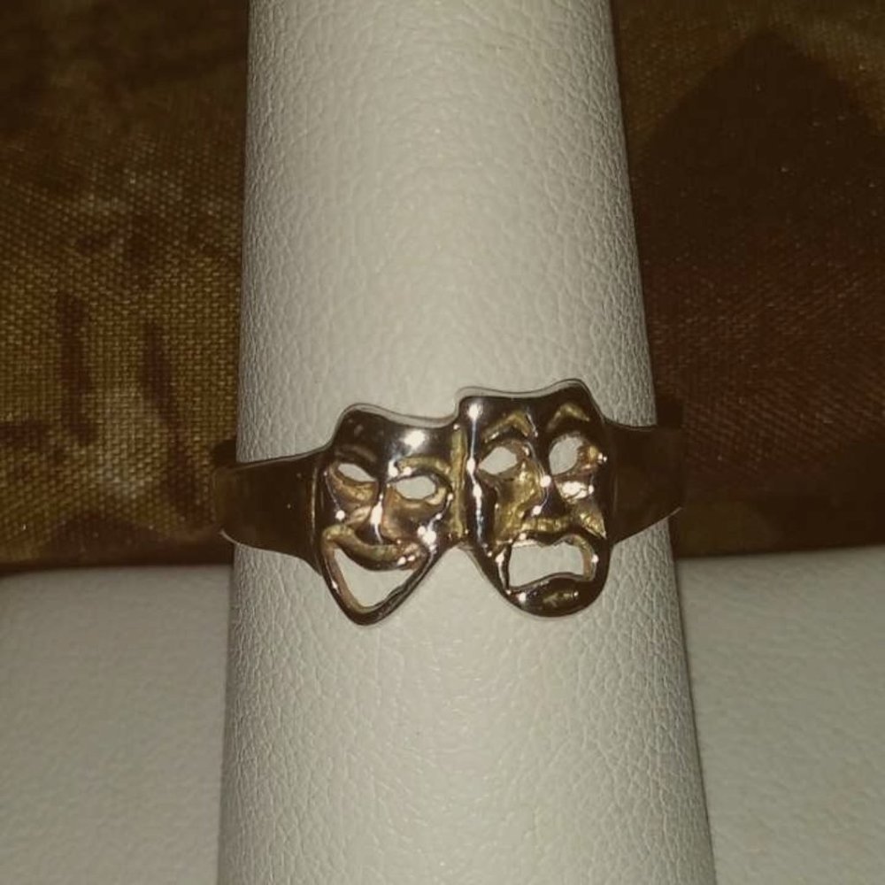 Smile now/Cry later ring